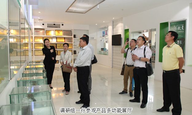 湖北蘄春縣委常委、統(tǒng)戰(zhàn)部長蔡緒銀一行蒞臨綠之韻考察調(diào)研