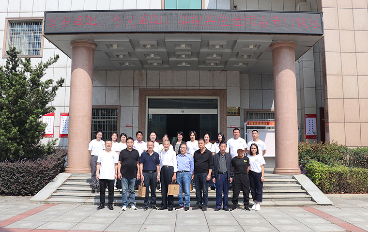 綠之韻集團(tuán)黨委開展“傳承溫暖與關(guān)懷”主題黨日活動(dòng)