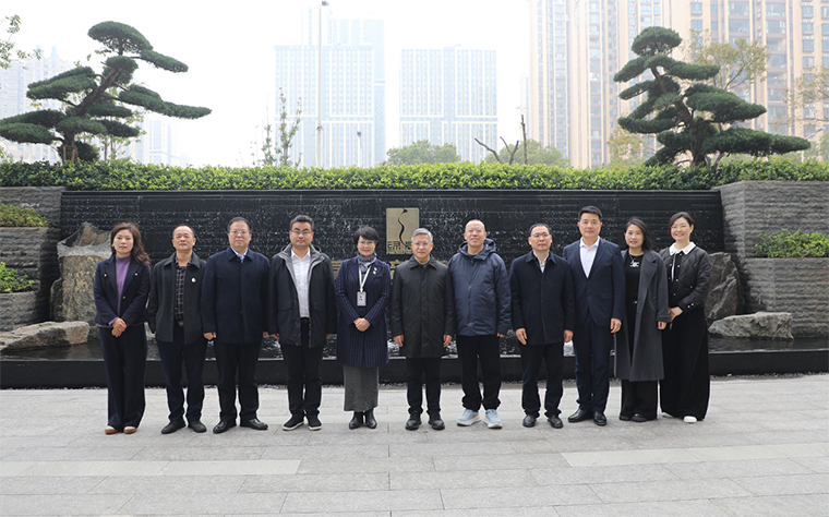 湖南省人大常委會(huì)副主任胡旭晟一行蒞臨綠之韻中心調(diào)研