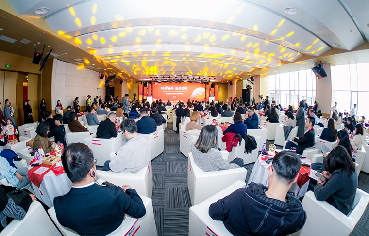 綠之韻集團(tuán)精彩獻(xiàn)演“環(huán)球薈萃 逐夢(mèng)星城”2026年長(zhǎng)沙市外商投資企業(yè)新春聯(lián)誼會(huì)